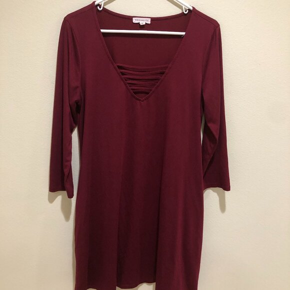 Socialite Dresses & Skirts - Socialite V Neck, A-Line Burgundy Dress